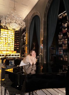 Maria Selavić - Transsexual escort in İstanbul Photo 24 of 26