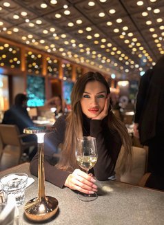 Maria Selavić - Transsexual escort in İstanbul Photo 25 of 26