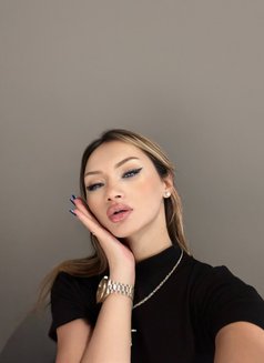Maria Selavić - Transsexual escort in İstanbul Photo 28 of 29