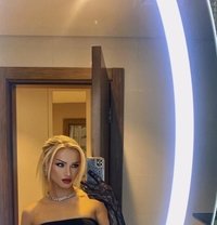 Maria Selavić - Transsexual escort in İstanbul