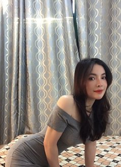 Maria - puta in Abu Dhabi Photo 6 of 8