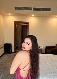 Maria - escort in Muscat Photo 7 of 20