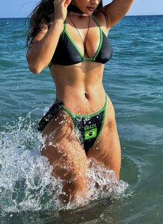 Maria - escort in Muscat Photo 3 of 3