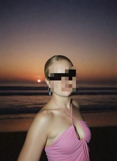 Maria - escort in Kiev Photo 4 of 4
