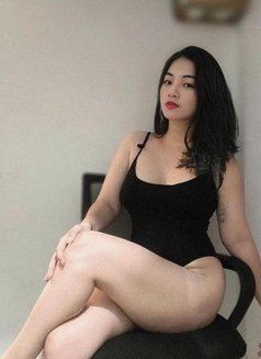 Maria - escort in New Delhi Photo 1 of 4