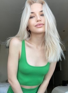 Maria Vip Sexy Russia 🇷🇺 - puta in Abu Dhabi Photo 5 of 7