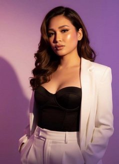 Maria Xxx - Transsexual escort in Singapore Photo 10 of 14