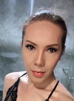 SALT - Transsexual escort in Bangkok Photo 8 of 15
