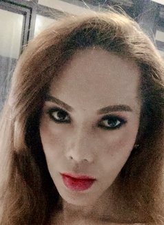 SALT - Transsexual escort in Bangkok Photo 15 of 15