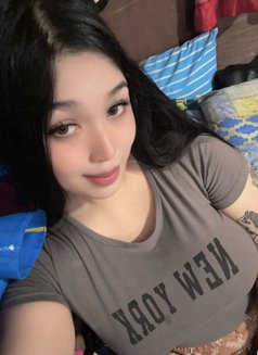 Mariah - escort in Dubai Photo 3 of 7