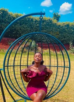 Mariah - escort in Beirut Photo 1 of 1