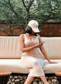 Mariah - escort in Noida Photo 9 of 11