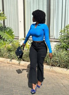 Mariah - escort in Noida Photo 7 of 7