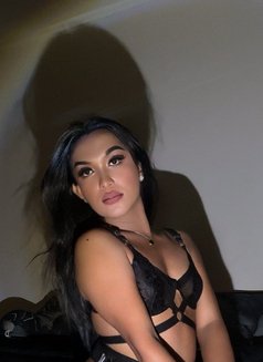 Mariam bottom and Sucking - Transsexual escort in Bali Photo 7 of 10