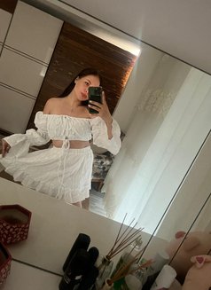 Mariam - escort in Al Manama Photo 5 of 23