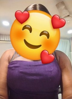 Mariam - puta in Mumbai Photo 2 of 2