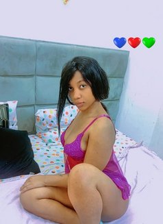 Mariam - escort in Muscat Photo 2 of 2