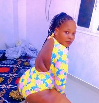 Mariam - escort in Muscat