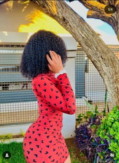 Mariam - escort in Nairobi Photo 4 of 6