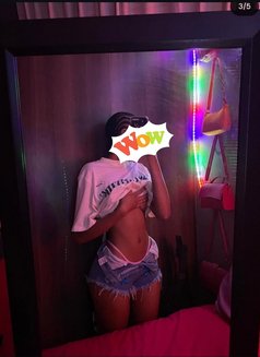 Mariam - escort in Nairobi Photo 5 of 6