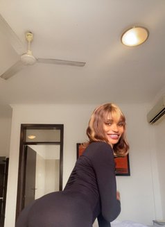 Mariam - puta in Accra Photo 3 of 4