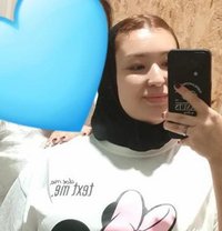 Karina - puta in Muscat