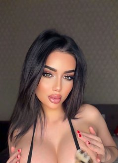 Mariam🥰 مريومة - escort in Dubai Photo 3 of 12