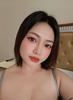Mariam - escort in Riyadh Photo 3 of 5