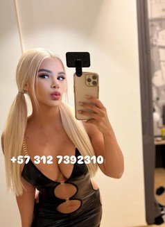 Mariana - escort in Al Manama Photo 15 of 25