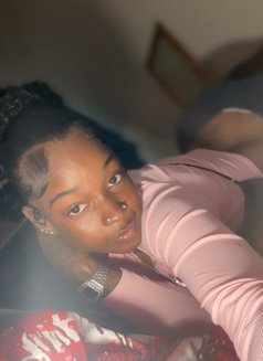 Mariana - escort in Al Sohar Photo 1 of 3