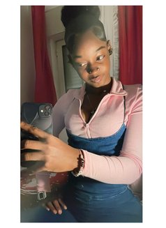 Mariana - escort in Al Sohar Photo 3 of 3