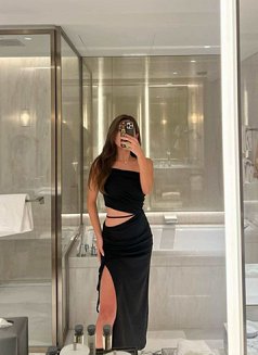 Mariana is here - escort in Hong Kong Photo 6 of 9