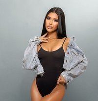 Mariana19y, Sexy Young Brazilian - escort in Dubai