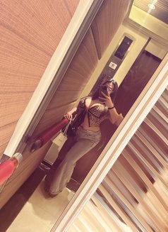Marianna your ts young escort - Acompañantes transexual in Okinawa Island Photo 21 of 21
