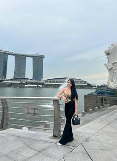 Marianne - escort in Singapore Photo 4 of 5