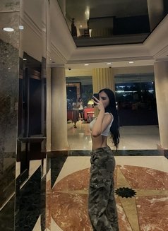 Maricarfox - Transsexual escort in Manila Photo 7 of 9