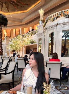 Marie - escort in Hong Kong Photo 7 of 8