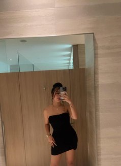 Marie - puta in Manila Photo 8 of 10