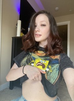 Marie Jii - escort in Kuwait Photo 2 of 4