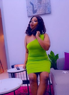 Marie - escort in Riyadh Photo 3 of 3