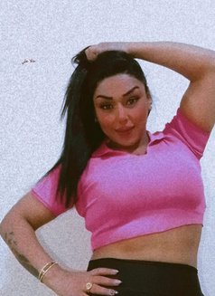 Marie - escort in Beirut Photo 6 of 8