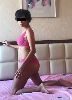 Marie, Sexy Filipino girl, Independent - escort in Shanghai Photo 2 of 13