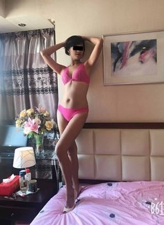 Marie, Sexy Filipino girl, Independent - escort in Shanghai Photo 4 of 13