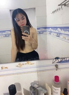 Marie - puta in Dubai Photo 1 of 1