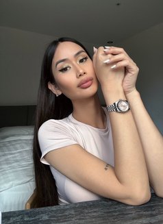 Mariel lick my pussy so good - puta in Kuala Lumpur Photo 13 of 14