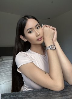 Mariel - puta in Bangkok Photo 6 of 10