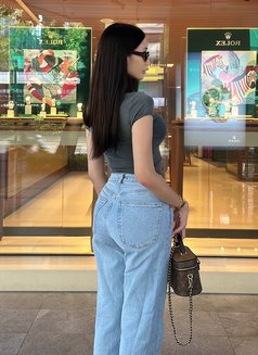 Mariel - escort in Taipei Photo 4 of 12