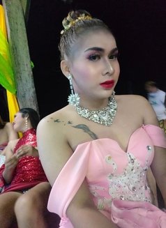 Marigold - Transsexual escort in Davao Photo 5 of 6