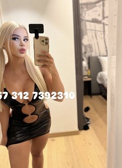 Mariiana - escort in Abu Dhabi Photo 9 of 18