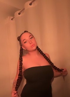 Mariii - Acompañantes masculino in Manila Photo 7 of 9